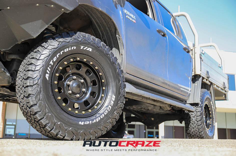 TOYOTA HILUX N80 4WD D LOCKER BLACK